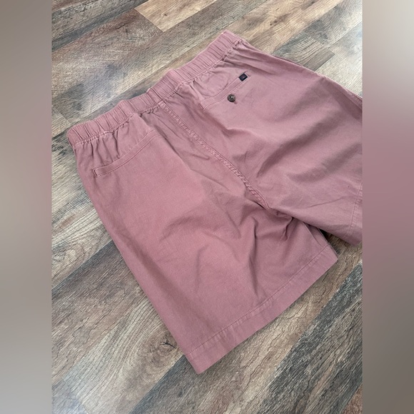 New, Faherty Essential Drawstring Short - Picture 4 of 12